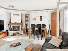 Maison de ville familiale rénovée 4ch dont 2 suites, gare à pied, Bussy-Saint-Georges (Seine-et-Marne), jardin et piscine chauffée au calme et sans vis-à-vis, proche Disney, à vendre 