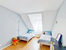 À vendre: Maison familiale indépendante dans un quartier pavillonnaire très recherché, à 10 minutes à pied du RER A