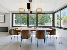 Renovated Architect-Designed Villa – 20 Minutes from Paris – Overlooking Château Park – High-End Finishes
