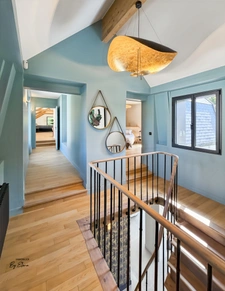 Renovated Architect-Designed Villa – 20 Minutes from Paris – Overlooking Château Park – High-End Finishes