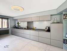 Renovated Architect-Designed Villa – 20 Minutes from Paris – Overlooking Château Park – High-End Finishes