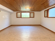 House – Torcy Village – 188 m², 5 Bedrooms, Large Plot, Double Garage and Outbuildings
