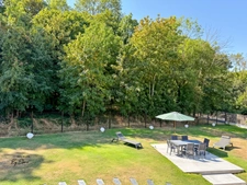 Renovated Architect-Designed Villa – 20 Minutes from Paris – Overlooking Château Park – High-End Finishes