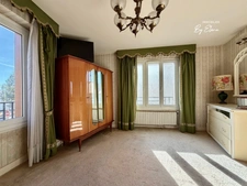House – Torcy Village – 188 m², 5 Bedrooms, Large Plot, Double Garage and Outbuildings