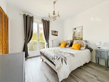 Villa 6 ch dont 2 suites, piscine chauffée, sans vis-à-vis – Claye-Souilly (Seine-et-Marne) – 2 garages – grand jardin – au calme – élégante et familiale - sans vis-à-vis – proche Disney - à vendre