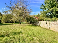 House – Torcy Village – 188 m², 5 Bedrooms, Large Plot, Double Garage and Outbuildings