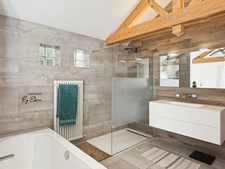 Renovated Architect-Designed Villa – Bussy Golf – Single-Level Living – 5 Bedrooms – RER A Within Walking Distance – For Sale in Bussy-Saint-Georges
