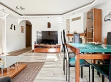 Maison de ville familiale rénovée 4ch dont 2 suites, gare à pied, Bussy-Saint-Georges (Seine-et-Marne), jardin et piscine chauffée au calme et sans vis-à-vis, proche Disney, à vendre 