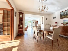 House – Torcy Village – 188 m², 5 Bedrooms, Large Plot, Double Garage and Outbuildings