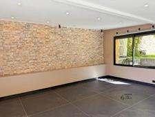 Renovated Architect-Designed Villa – 20 Minutes from Paris – Overlooking Château Park – High-End Finishes