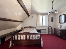 House – Torcy Village – 188 m², 5 Bedrooms, Large Plot, Double Garage and Outbuildings