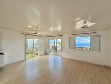 À VENDRE AU TAMPON (97430) – ENSEMBLE DE 2 VILLAS JUMELÉES AVEC VUE MER PANORAMIQUE