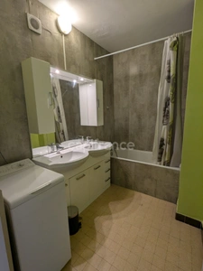 T3 69 m² avec balcon plein sud – Chambéry Curial- calme et lumineux