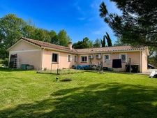 Maison plain-pied avec local indépendant de 106 m² sur superbe parc de 10 000 m² – Birac-sur-Trec (47)
