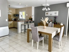 Maison plain-pied avec local indépendant de 106 m² sur superbe parc de 10 000 m² – Birac-sur-Trec (47)