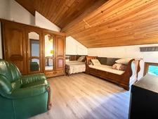 Maison de caractère 160 M2 habitable, jardin, 2 garages, 90 m2 de comble a exploiter