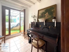 Maison de caractère 160 M2 habitable, jardin, 2 garages, 90 m2 de comble a exploiter