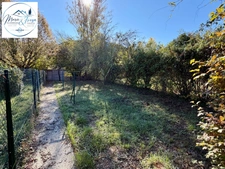 House with garden, not overlooked – village center – 2 bedrooms + office