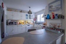 ROYAN – EXCLUSIVITÉ – CHARMANTE MAISON DE PLAIN-PIED AVEC PISCINE