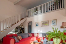BREUILLET – VILLA AVEC PISCINE ET VUE PANORAMIQUE SUR LA CAMPAGNE
