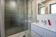 ROYAN – MAISON CONTEMPORAINE AVEC PISCINE ET VUE DÉGAGÉE