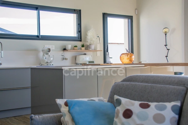 ROYAN – MAISON CONTEMPORAINE AVEC PISCINE ET VUE DÉGAGÉE
