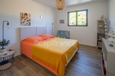 ROYAN – MAISON CONTEMPORAINE AVEC PISCINE ET VUE DÉGAGÉE