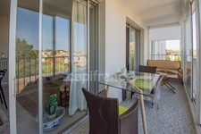 ROYAN – BEAU T3 DE 98 m² AVEC GARAGE ET CAVE À 650 M DE LA PLAGE