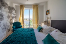 ROYAN – BEAU T3 DE 98 m² AVEC GARAGE ET CAVE À 650 M DE LA PLAGE