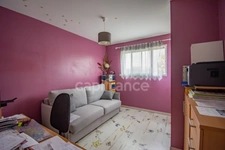 SAUJON – MAISON CONTEMPORAINE AVEC PISCINE INTERIEURE