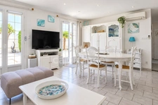 SAUJON – MAISON DE PLAIN PIED 3 CHAMBRES AVEC PISCINE.