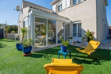 LES MATHES - CONTEMPORAINE 4 CHAMBRES ET PISCINE