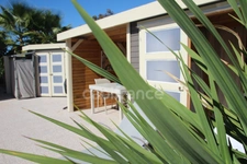 SAUJON – MAISON DE PLAIN PIED 3 CHAMBRES AVEC PISCINE.