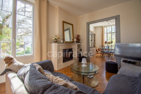 ROYAN - VILLA ANNÉE 30 A DEUX PAS DE PONTAILLAC