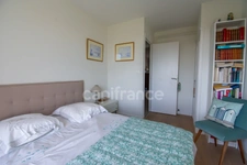 ROYAN – BEAU T3 DE 98 m² AVEC GARAGE ET CAVE À 650 M DE LA PLAGE