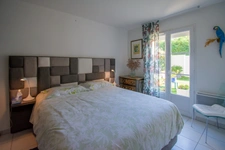 LES MATHES - CONTEMPORAINE 4 CHAMBRES ET PISCINE