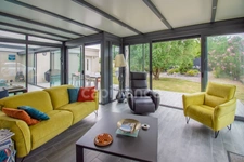 SAUJON – MAISON CONTEMPORAINE AVEC PISCINE INTERIEURE