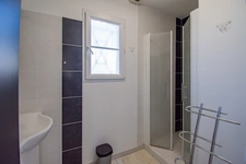 LES MATHES - CONTEMPORAINE 4 CHAMBRES ET PISCINE