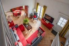 BREUILLET – VILLA AVEC PISCINE ET VUE PANORAMIQUE SUR LA CAMPAGNE