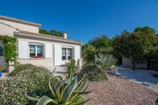 LES MATHES - CONTEMPORAINE 4 CHAMBRES ET PISCINE