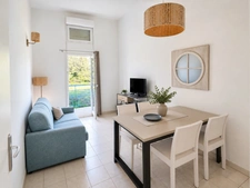 SAINT-PALAIS-SUR-MER – DUPLEX 3 PIÈCES VENDU MEUBLÉ AVEC PISCINE