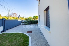 ROYAN – MAISON CONTEMPORAINE AVEC PISCINE ET VUE DÉGAGÉE