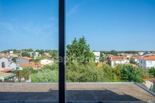 ROYAN – BEAU T3 DE 98 m² AVEC GARAGE ET CAVE À 650 M DE LA PLAGE