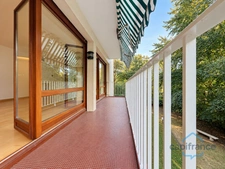 Entrance to Maisons-Laffitte Park - Very bright family apartment