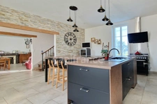 THOUARS, Maison de Maître de 170 m2 avec piscine