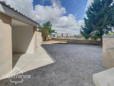 Maison rénovée 7 pièces + studio THOUARS (79)