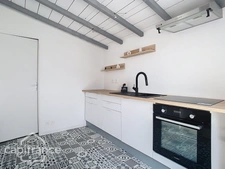 Maison rénovée 7 pièces + studio THOUARS (79)