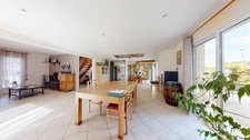 Maison de 150 m² avec 4 chambres et  terrain clos de 1 004 m²