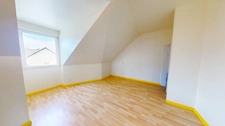 Maison de 150 m² avec 4 chambres et  terrain clos de 1 004 m²