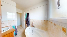 Maison de 150 m² avec 4 chambres et  terrain clos de 1 004 m²
